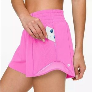 Lululemon Hotty Hot 4” Short Prism Pink size 10